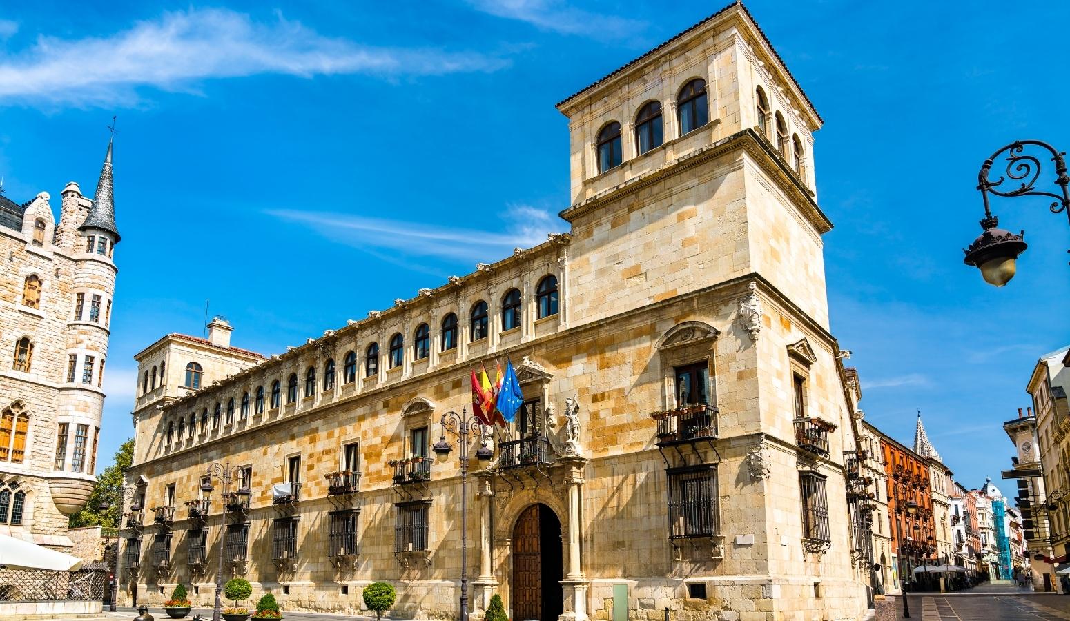 Palacio de los Guzmanes